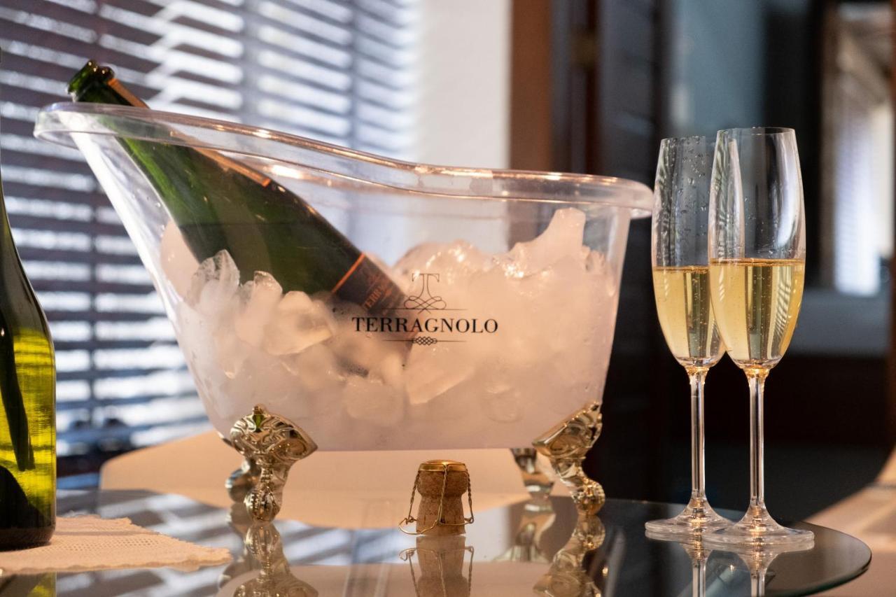 Vinicola & Pousada Terragnolo เบงโต กองซัลเวส ภายนอก รูปภาพ